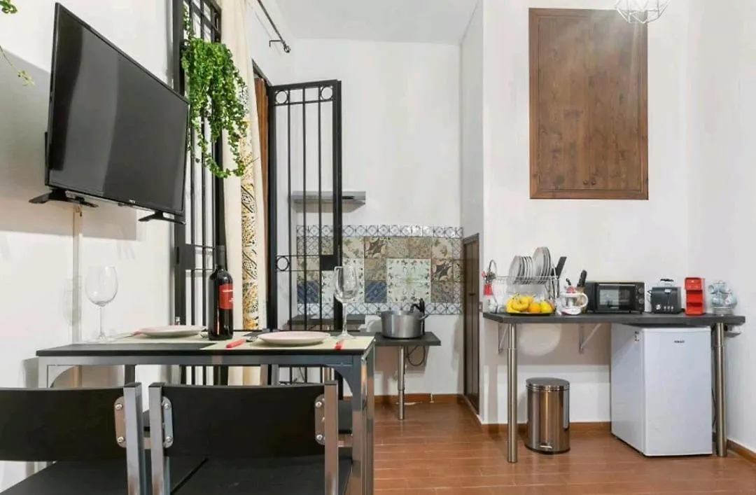 Dame Apartment Palermo Italy
